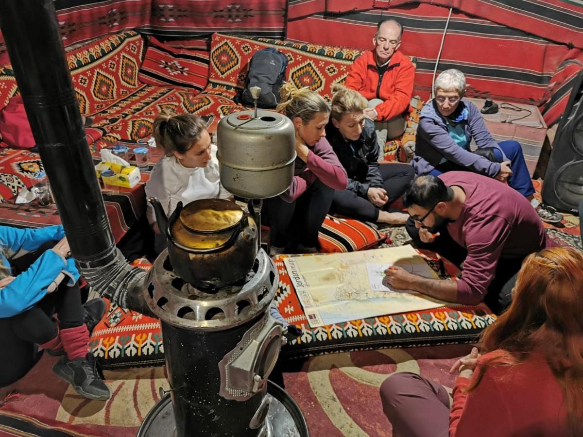 Petra Stars Camp ワディ・ムーサ エクステリア 写真